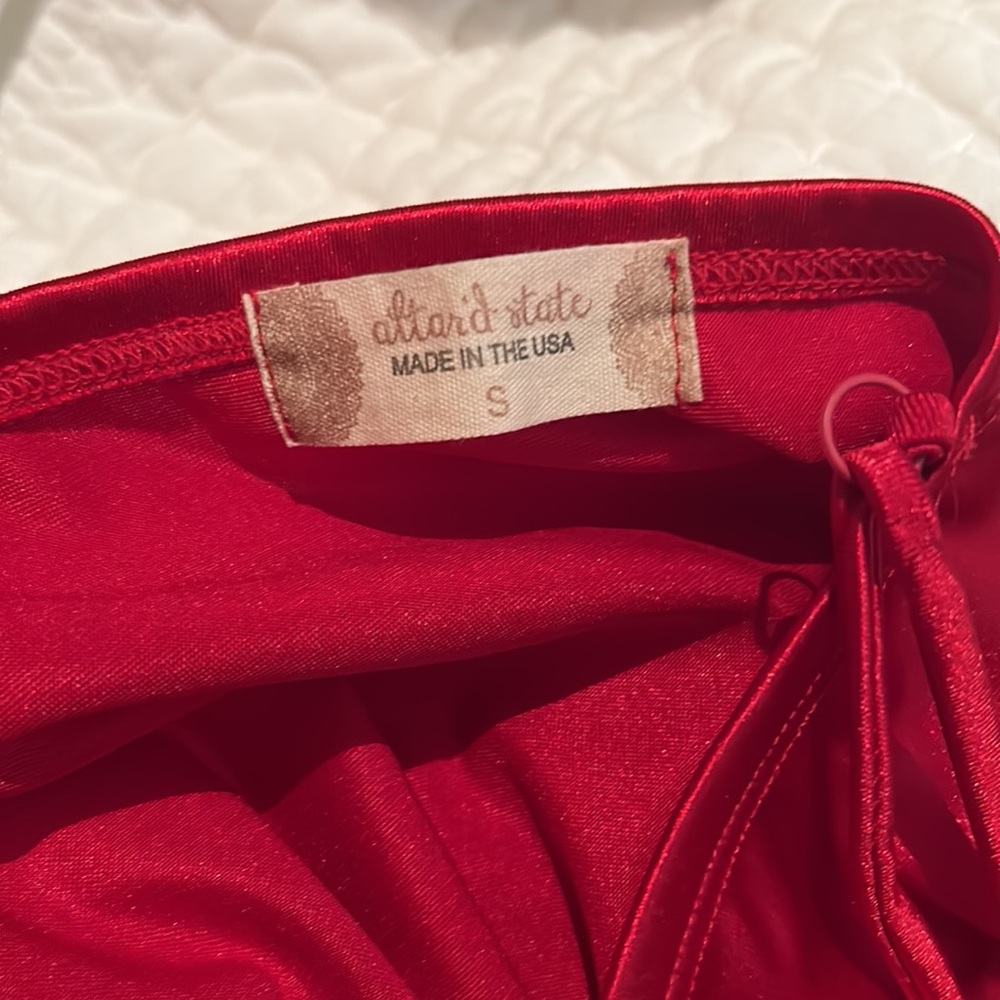 RED ALTERD STATE DRESS - Picture 3 of 3